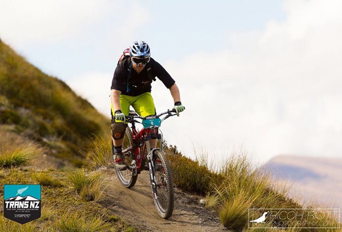 trans-nz-enduro-race-rider-on-intense-tracer-enduro-bike-setup-with-light-bicycle-am730-carbon-wheelset.jpeg