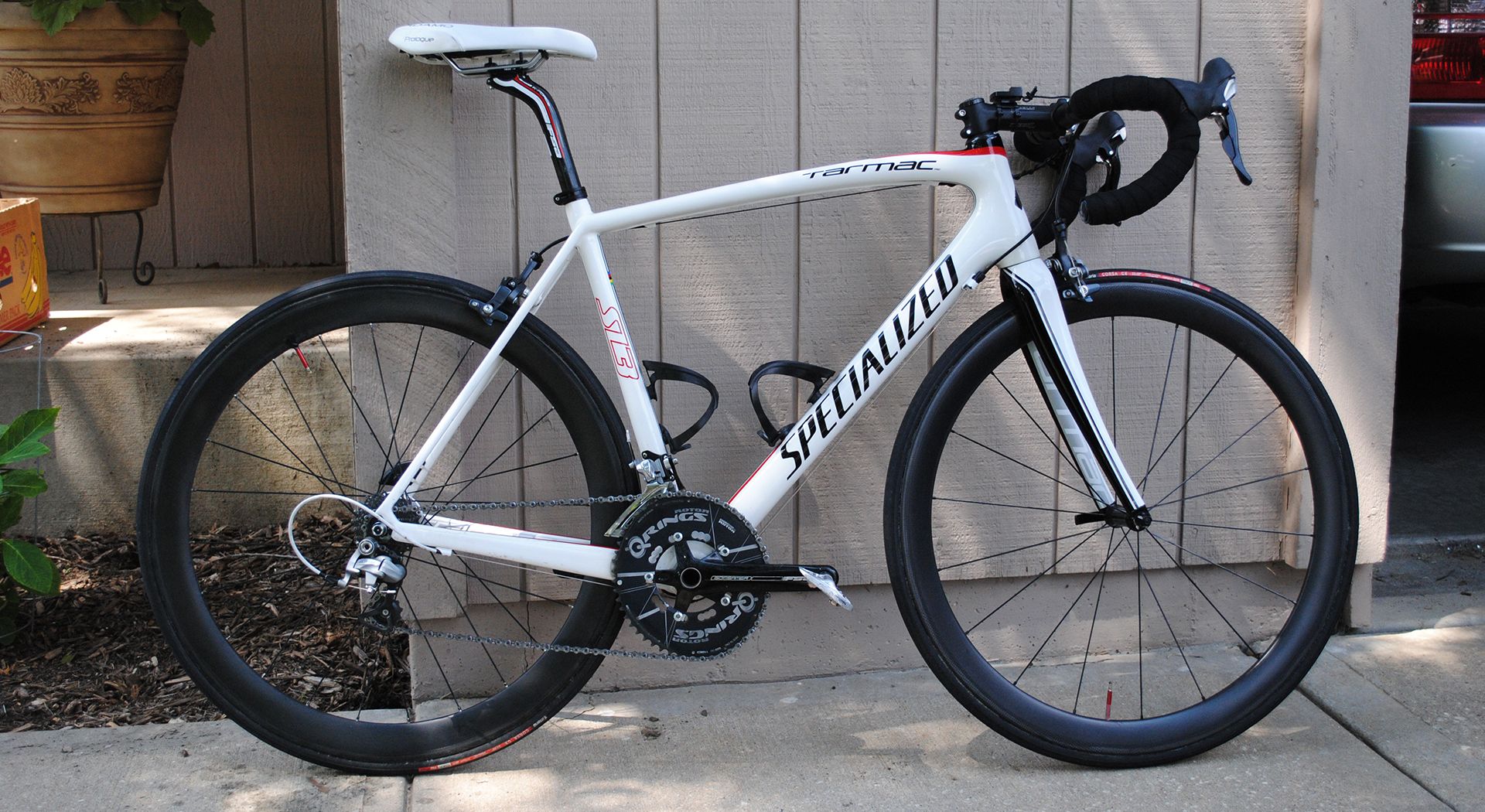 specialized-tarmac-sl-road-bike-with-lightbicycle-r45-carbon-fiber-wheels